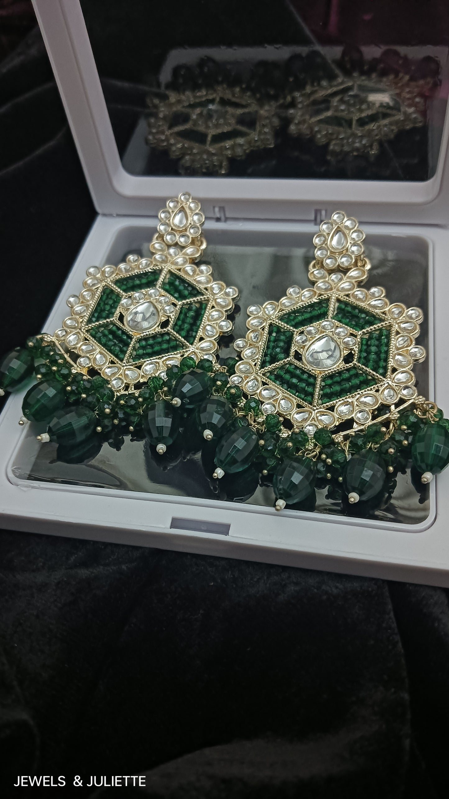 Kundan earnings