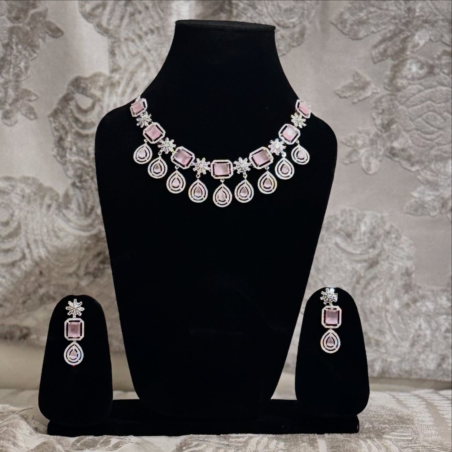 Pink quartz necklace set