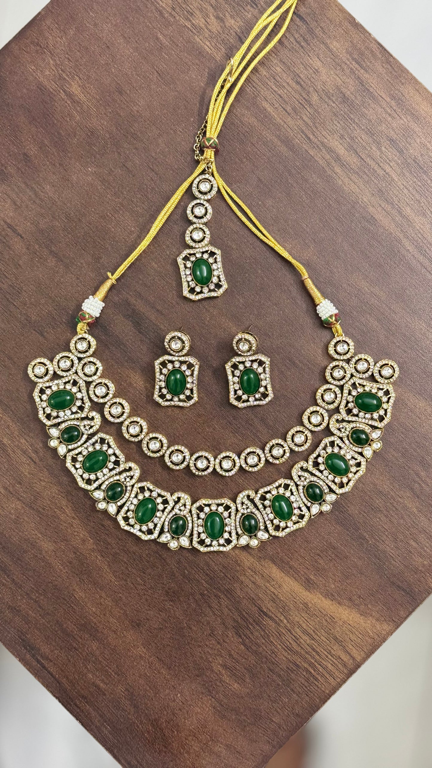 Kundan necklace set